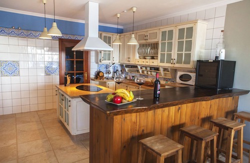 Velez-Malaga Villa | Villa el Palomar Azul. Holiday home with pool, sea and mountain view.