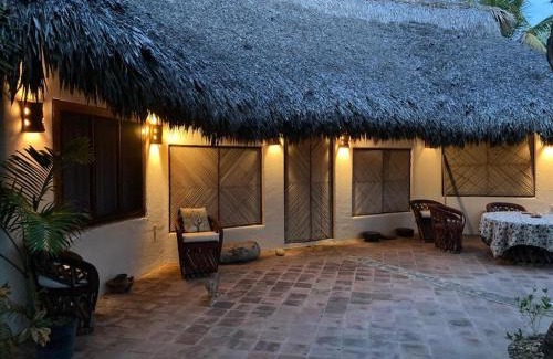 Puerto Escondido Apartment | Villa El Ranchito Puerto Escondido Beach Front