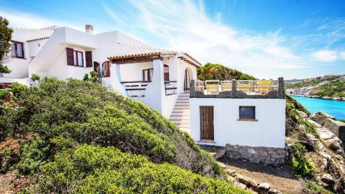 Santa Teresa di Gallura House | Villa Elena B&B experience