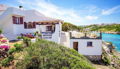 Santa Teresa di Gallura House | Villa Elena B&B experience