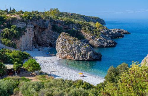 Kardamyli Villa | Villa Eleni - Private Pool Retreat near Kardamili