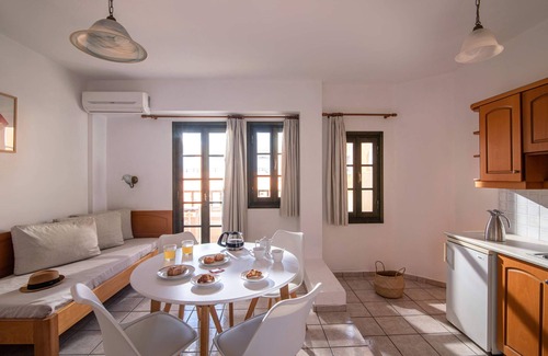 Koutouloufari House | Villa Elite by Checkin