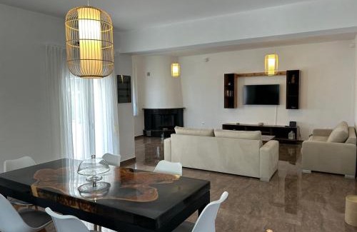 Adamas House | Villa Ellania Milos