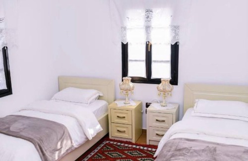 Berat Hotel | Villa ELMAR