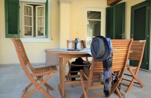 Valpromaro Apartment | Villa Elvia