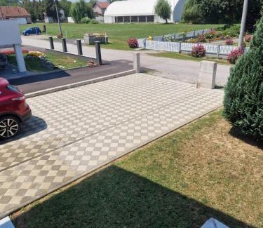 Kraljevec Sesvetski Villa | Villa Ema
