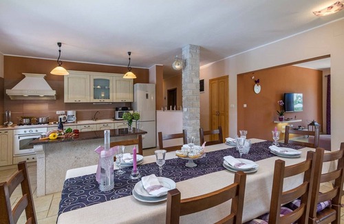 Rebici Villa | Villa Emanuel in Barban