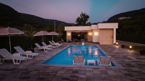 Bihac Villa | Villa Ena