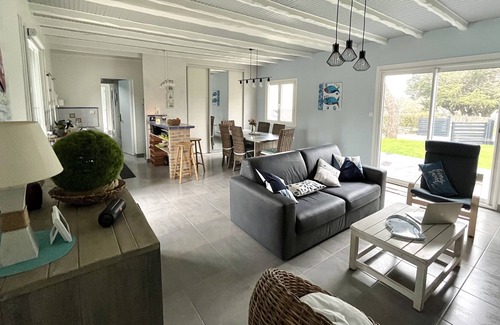 La Turballe Villa | Villa, Enclosed garden, heated pool, close to the beaches