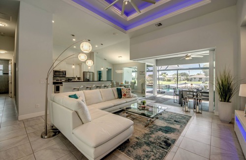 Caloosahatchee Villa | Villa Endless Summer - modern, south facing, incl. kayak, SUP, tube, for boaters