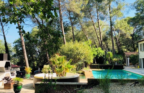 Aigues-Vives House | Villa Entière Avec Piscine Idéalement Situé