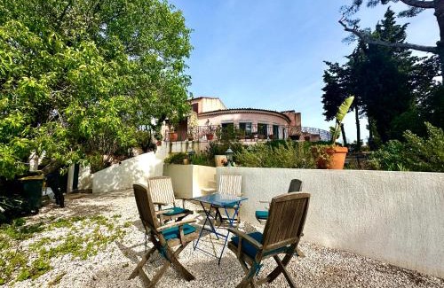 Bandol Villa | VILLA ENTIÈRE PORT et PLAGE BANDOL