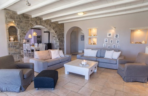 Paros Villa | Villa Ernesto in Paros