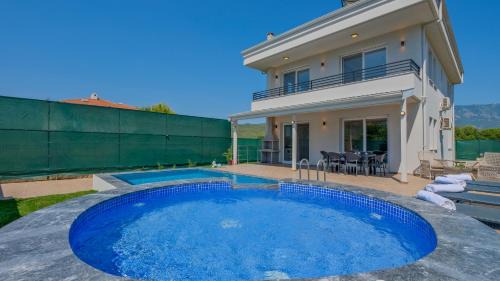 Fethiye Villa | Villa Esmeralda, Jakuzili Çocuk Havuzlu Lüks Villa