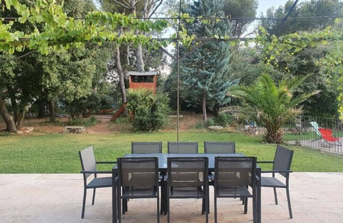 Venasque Villa | Villa Familial Avec Piscine Climatisée