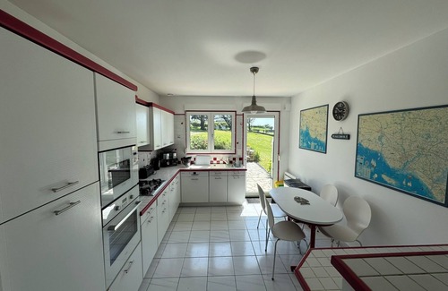 Kerherou Villa | Villa Familiale en Bord de Mer - Sea View 200m from the beach