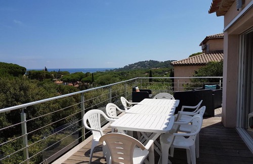 La Nartelle Villa | Villa familiale Le Citronnier avec piscine, vue exceptionnelle à Sainte Maxime