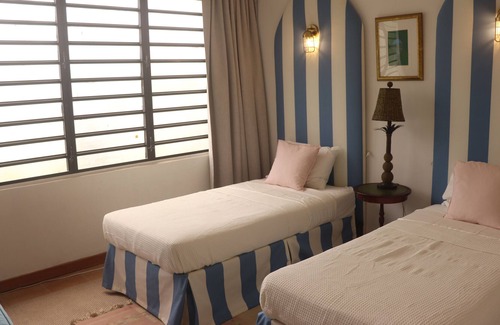 Humacao Apartment | Villa Favorita , beachfront