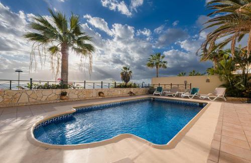 Los Cristianos Villa | Villa Faya On The First Ocean Line With New Heated Pool
