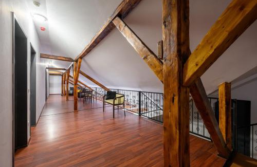 Eger House | Villa Fazola