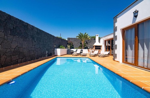 Tias Villa | Villa Feel