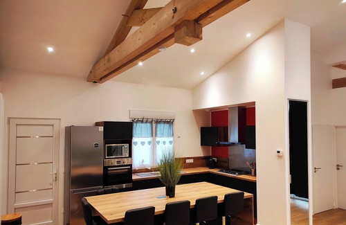 Viriat House | ⭐VILLA FELICIDAD ⭐Sublime⭐Near hypercentre ⭐Parking safe⭐WiFi⭐Private terrace