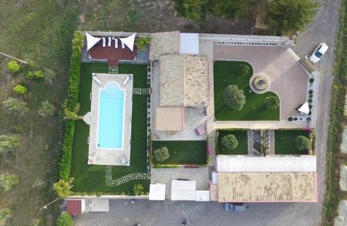 Santa Maria del Focallo Villa | Villa Fenicottero - IsulaTravel