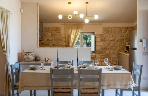 Santa Maria del Focallo Villa | Villa Fenicottero - IsulaTravel