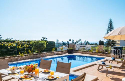 Cerro de Aguia Villa | Villa Florença by Algarve Vacation