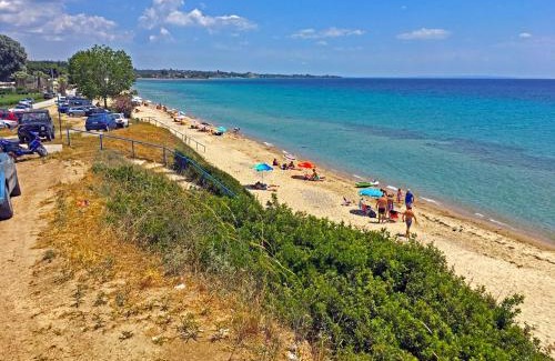 Nea Propontida Villa | Villa Fofo - Beautiful Sea Front Villa with 650m2 garden