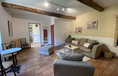 Fontaine-de-Vaucluse House | Villa Fontaine-de-Vaucluse, 2 bedrooms, 4 persons