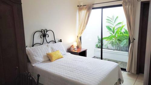 Villa Fontana Hotel | Villa Fontana Nesthost Stays