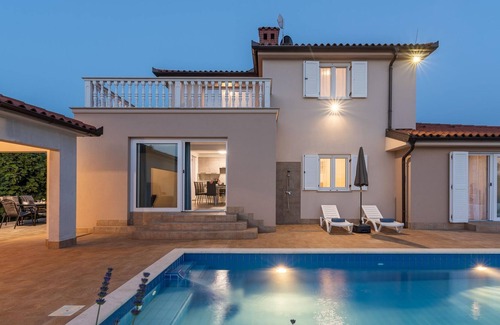 Radini Cabin | Villa for up to 8 guests with private pool, sauna and jacuzzi