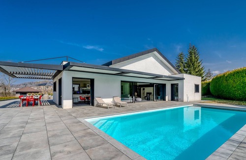 Annecy-le-Vieux Villa | Villa
