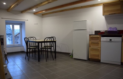 Saint-Bonnet-pres-Orcival House | village house with terrace near puy de dome
