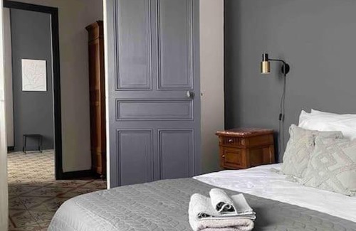 Saint-Hippolyte House | VILLA MONTGAILLARD 5km MER cœur village 220m² 3ch