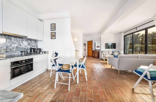 Gorjoes Villa | Villa Franco - Two Bedroom Villa, Sleeps 4