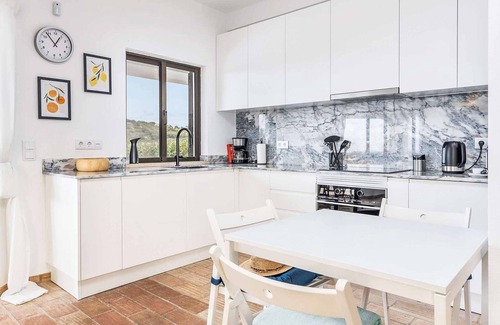 Gorjoes Villa | Villa Franco - Two Bedroom Villa, Sleeps 4