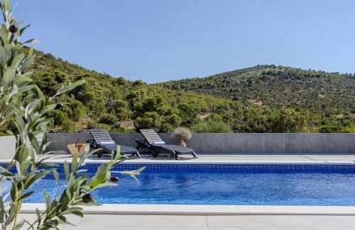 Podglavica Villa | Villa Franko Rogoznica