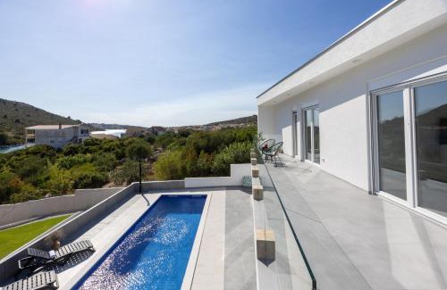 Podglavica Villa | Villa Franko Rogoznica