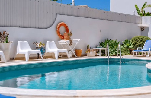 Patroves House | Villa Frederique by Gabi Miguel