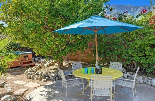 Racquet Club Estates Cottage | Villa Freya