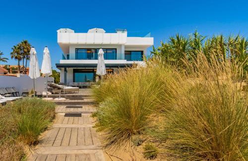 Urbanizacion Costabella Villa | Villa Frontline Beach Costabella - Marbella