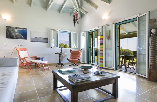 Svoronata Villa | Villa Gaia: Colourful, Artistic, Seaside Villa - Sleeps 10 - Private Pool