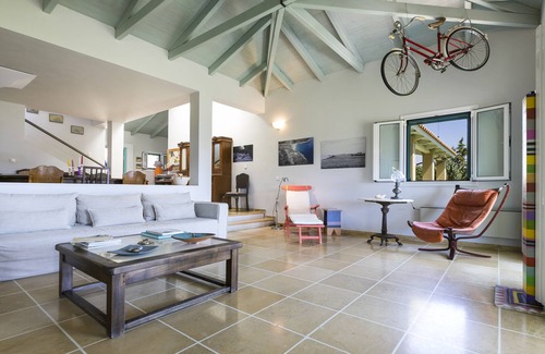 Svoronata Villa | Villa Gaia: Colourful, Artistic, Seaside Villa - Sleeps 10 - Private Pool