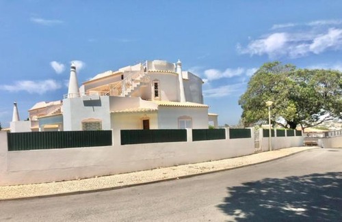 Gale House | Villa Galé I