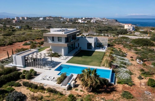 Stavros Villa | Villa Gardenia, villa de luxe avec piscine à débordement