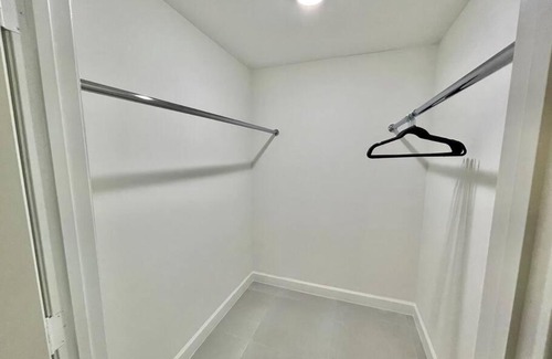 West Little Havana House | Villa Gia Large Home Near Brickell Miami Beach