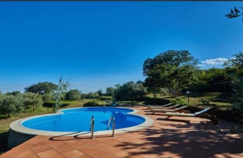 Sant'Alfio Villa | Villa Gialla - Villa with private pool and fantastic sea view and Etna volcano.