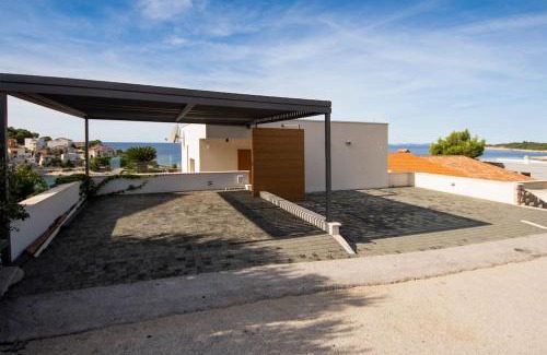 Primosten Burnji Villa | Villa Gloss Primosten